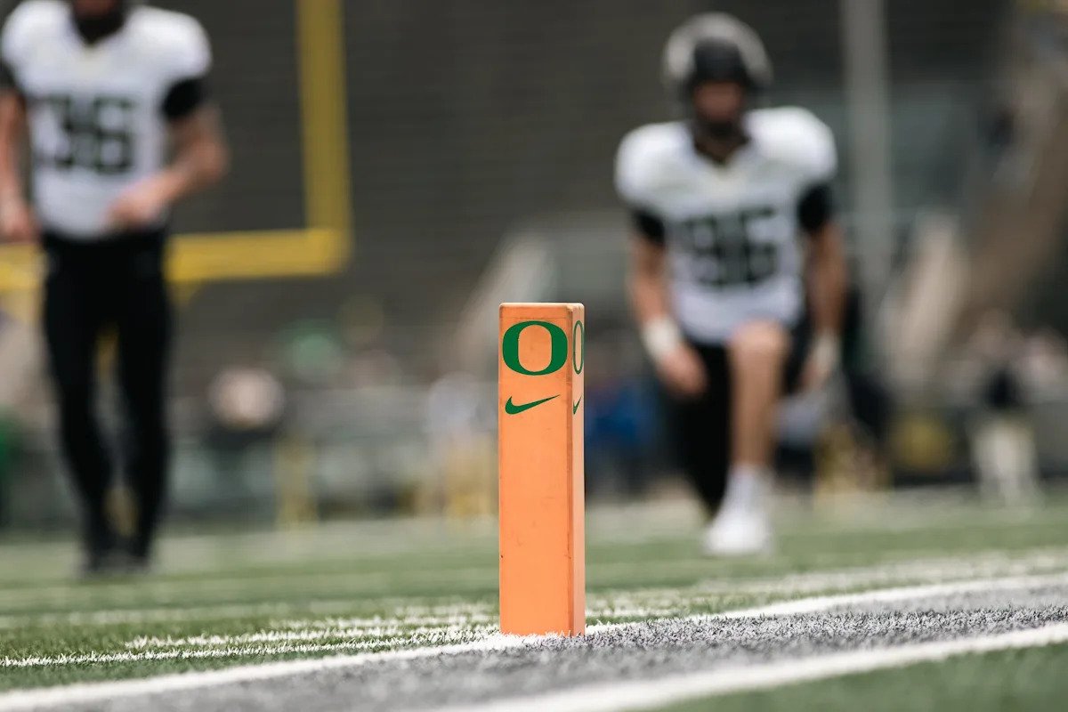 Betting odds shift in favor of Oregon Ducks ahead of Oklahoma State game