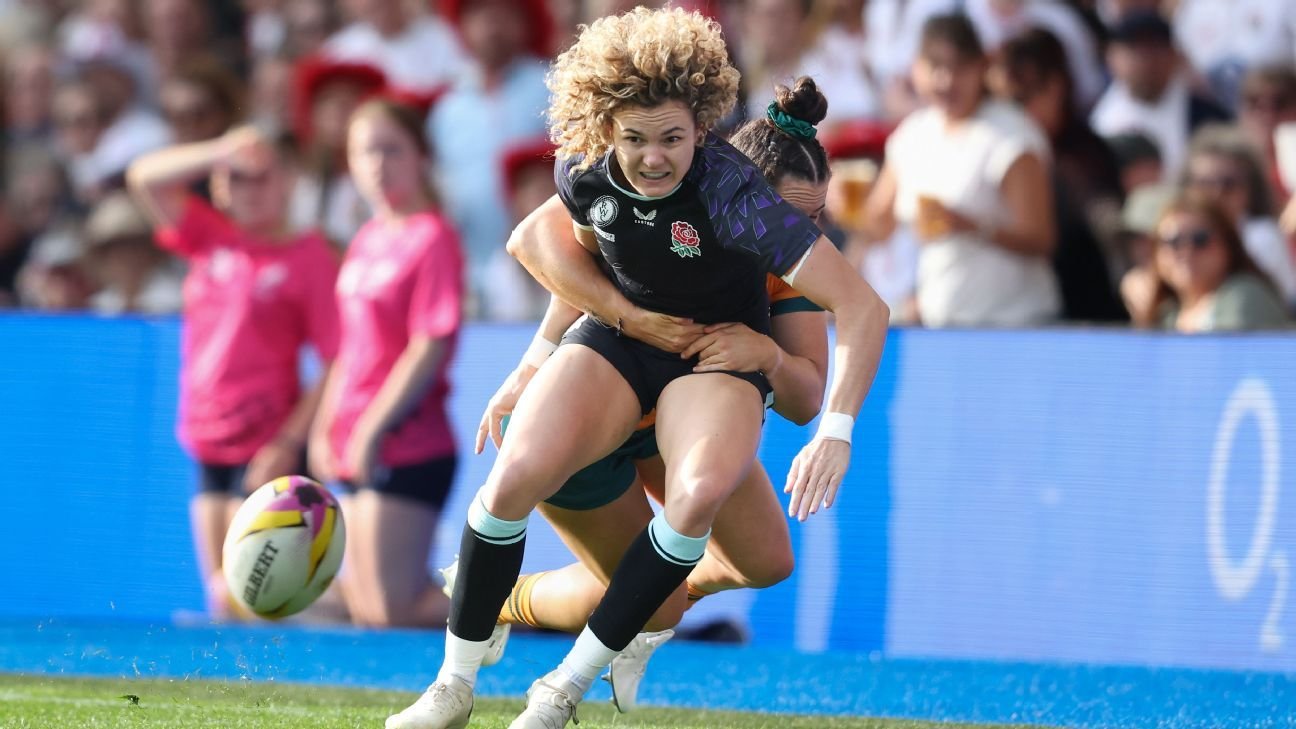 Women’s World Cup: England fullback Ellie Kildunne to miss Scotland clash after head knock