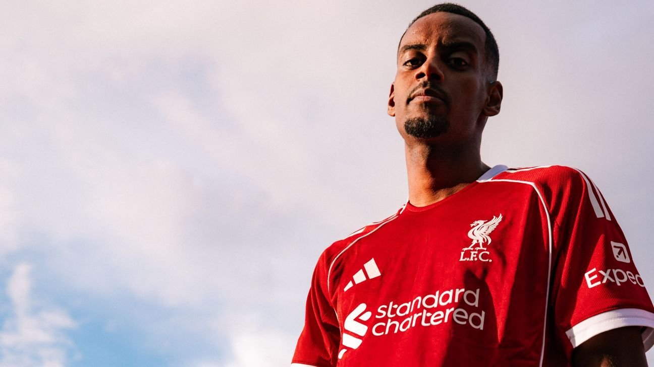 Alexander Isak: People don’t have ‘full picture’ on Liverpool move