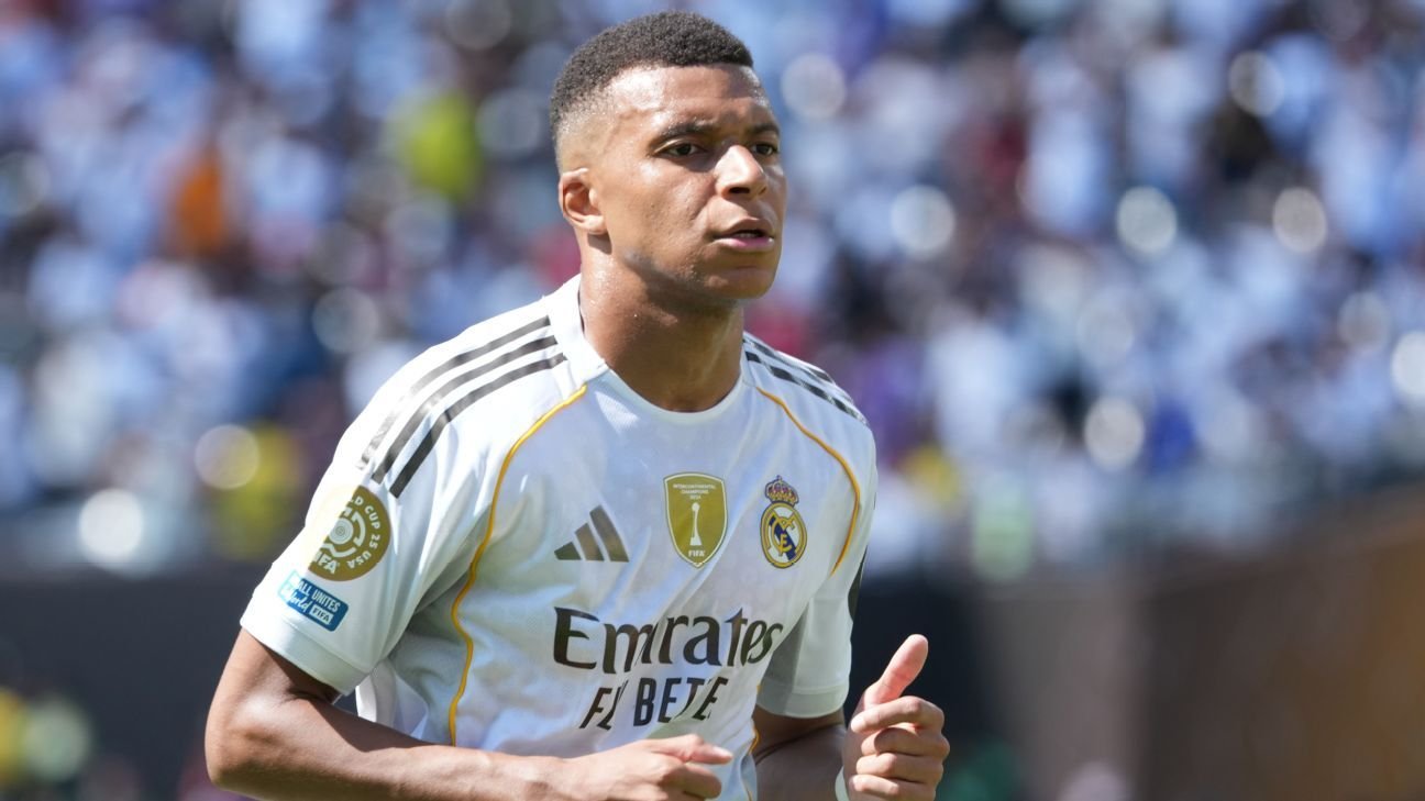 Fan arrested for alleged racist abuse aimed at Kylian Mbappé