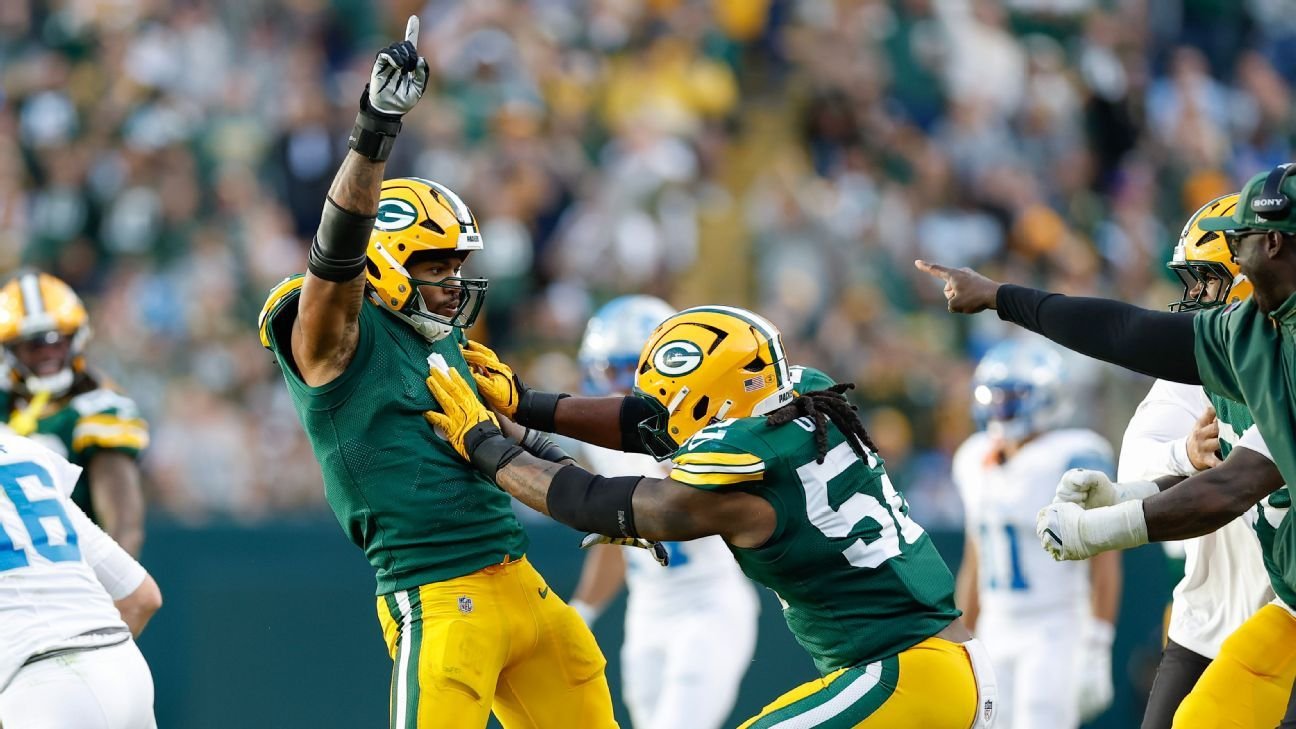 Micah Parsons ‘building relationships’ with Packers teammates Micah Parsons ‘building relationships’ with Packers teammates