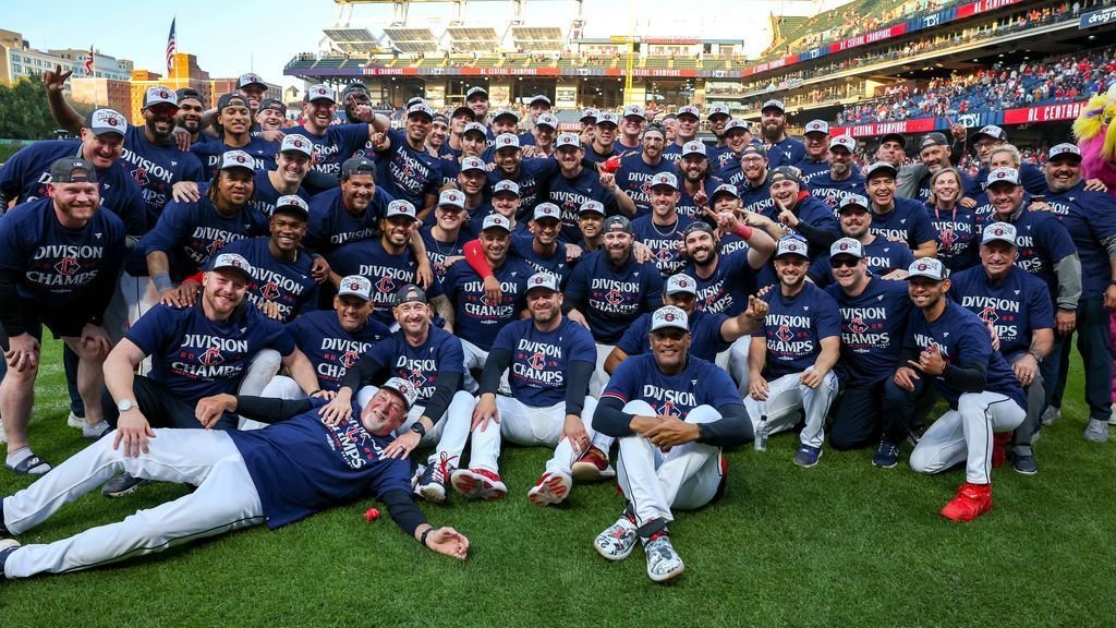 Guardians clinch AL Central title in fitting, walk-off fashion Guardians clinch AL Central title in fitting, walk-off fashion