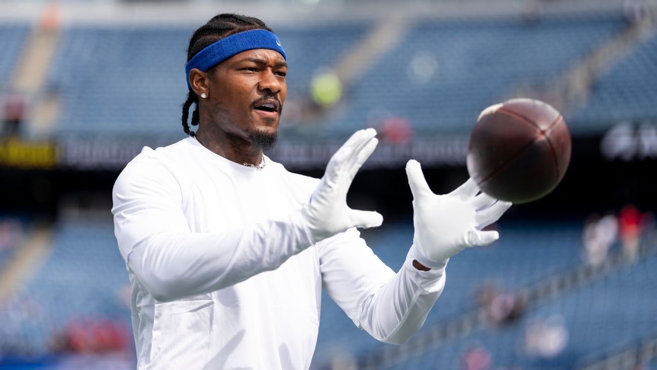 Stefon Diggs’ comeback is underway with the Patriots Stefon Diggs’ comeback is underway with the Patriots