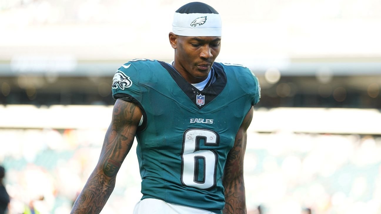 DeVonta Smith: Eagles pass game not on ‘same page’ in 1st loss DeVonta Smith: Eagles pass game not on ‘same page’ in 1st loss