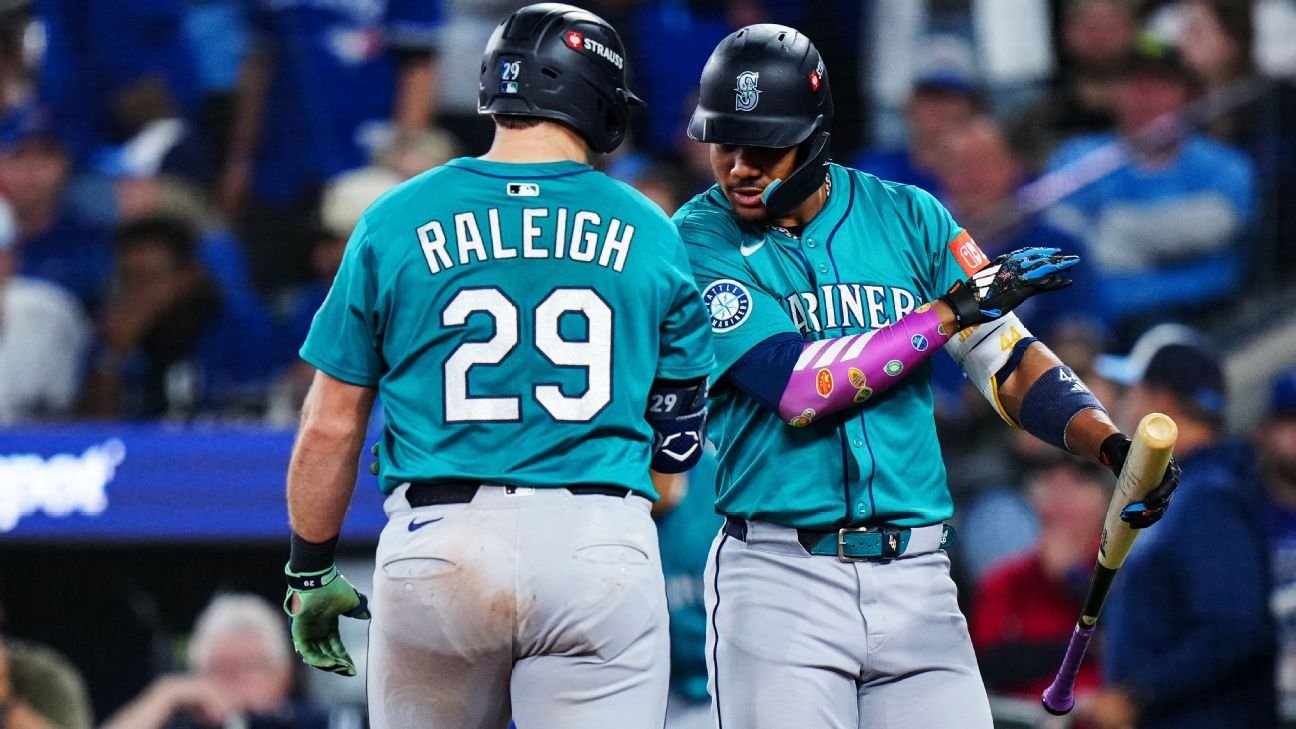 Mariners shut down Blue Jays’ bats to steal Game 1 of ALCS Mariners shut down Blue Jays’ bats to steal Game 1 of ALCS