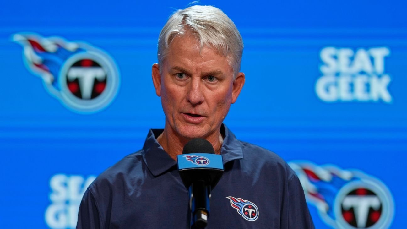 Titans interim coach to stay positive for rookie QB Cam Ward Titans interim coach to stay positive for rookie QB Cam Ward