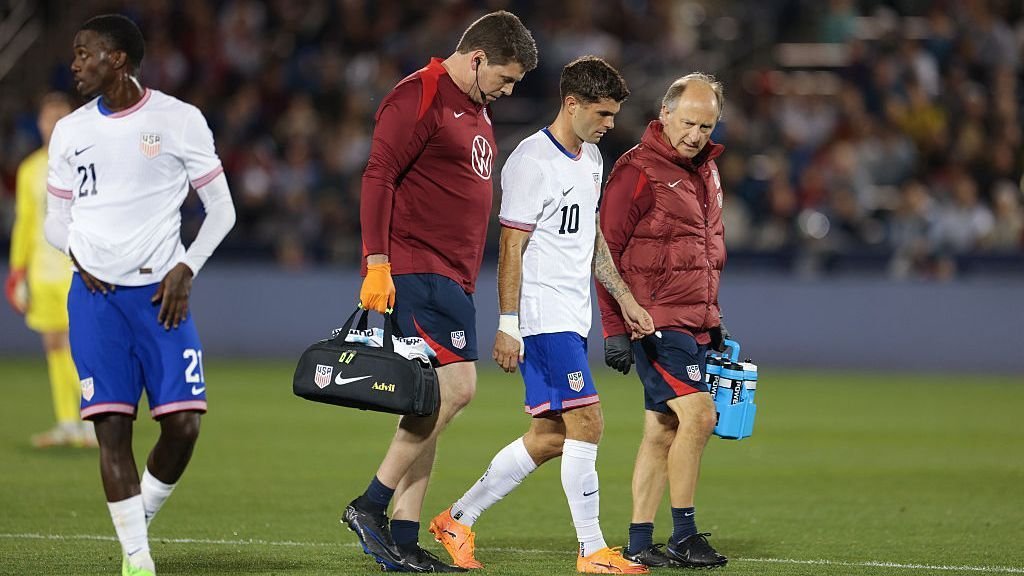 Christian Pulisic subbed off early in U.S. win over Australia Christian Pulisic subbed off early in U.S. win over Australia