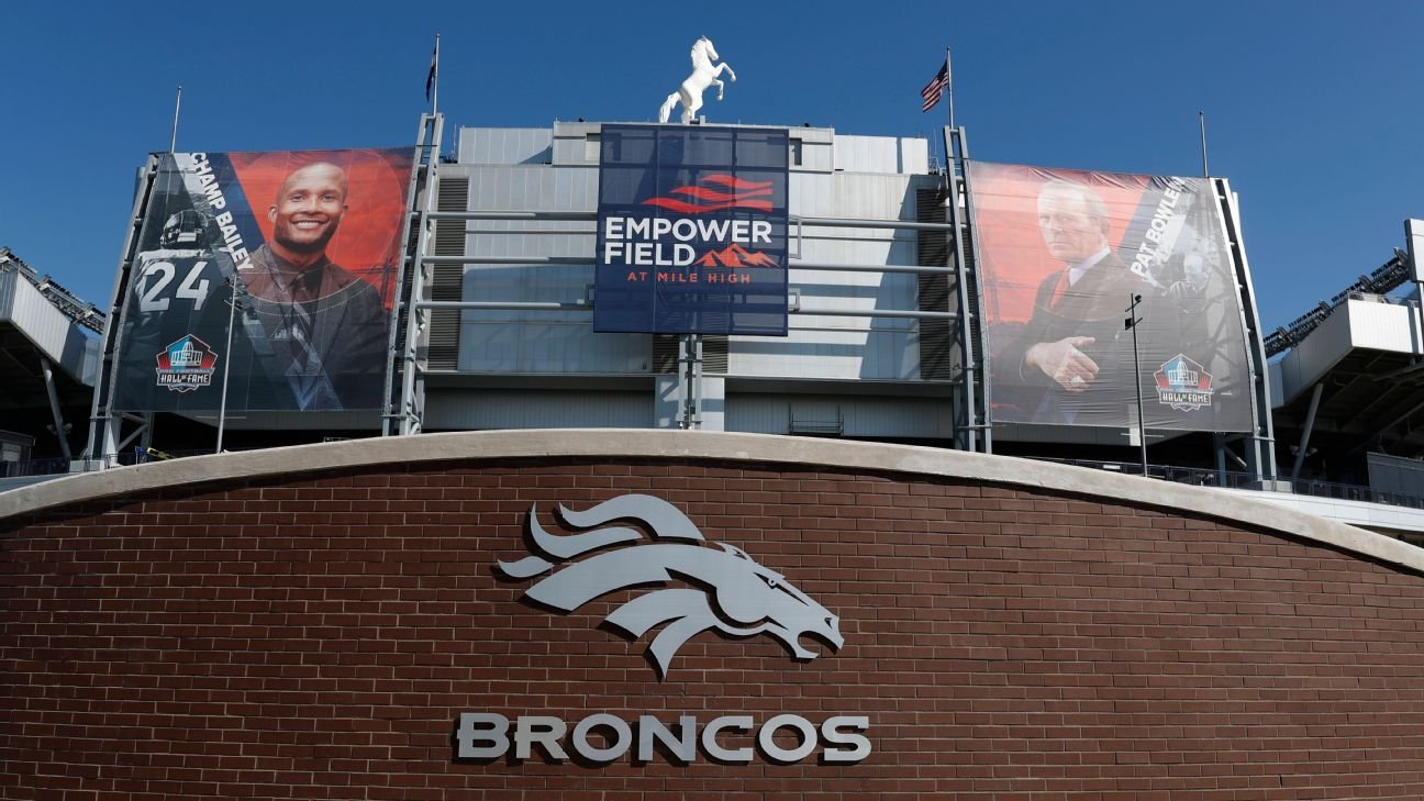 Bowlen family say they were excluded from Broncos’ celebrations Bowlen family say they were excluded from Broncos’ celebrations