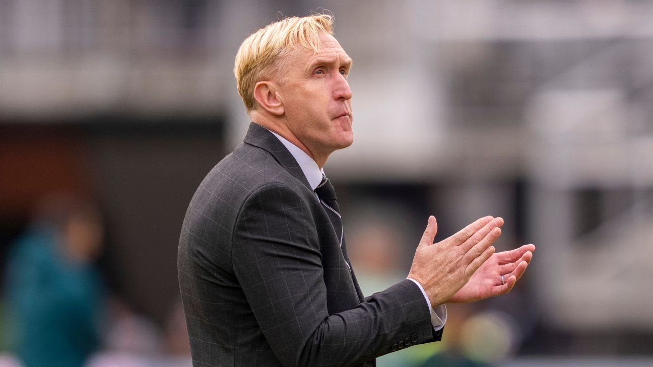 Portland Thorns fire coach Rob Gale after 1 full season Portland Thorns fire coach Rob Gale after 1 full season