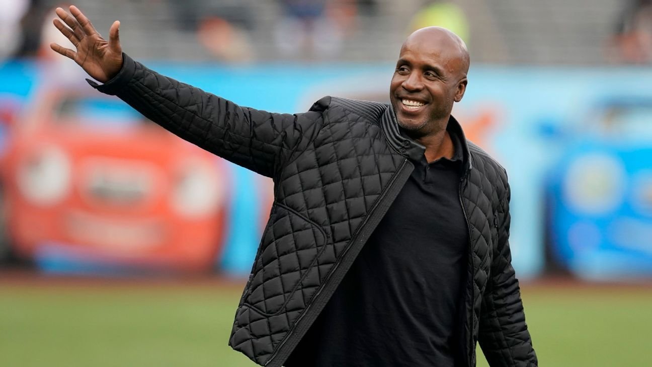 Baseball Hall of Fame reveals committee to consider Barry Bonds, Roger Clemens Baseball Hall of Fame reveals committee to consider Barry Bonds, Roger Clemens