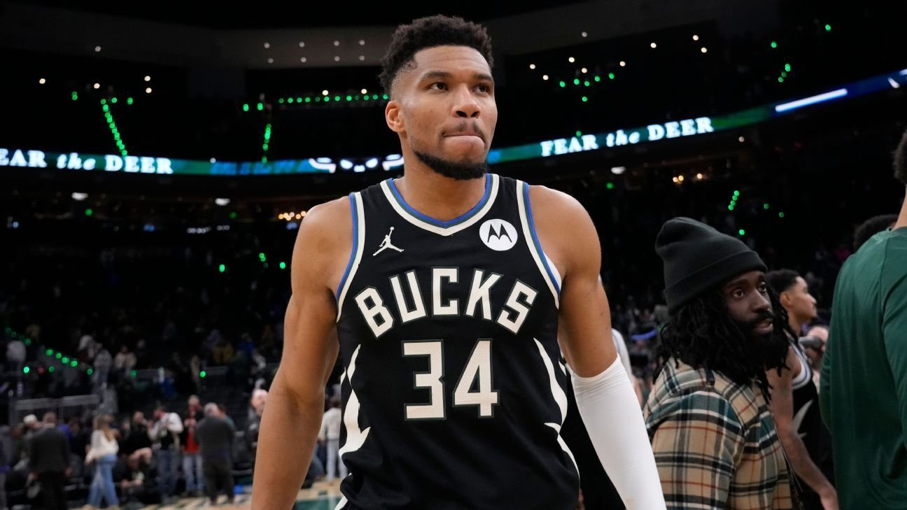Bucks don’t offer timetable for Giannis Antetokounmpo return Bucks don’t offer timetable for Giannis Antetokounmpo return