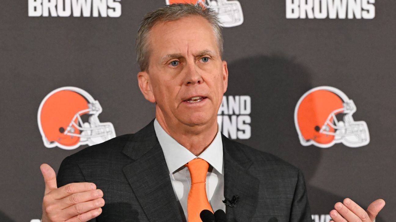 Browns coach Todd Monken mum on future of Jim Schwartz, QB1 Browns coach Todd Monken mum on future of Jim Schwartz, QB1