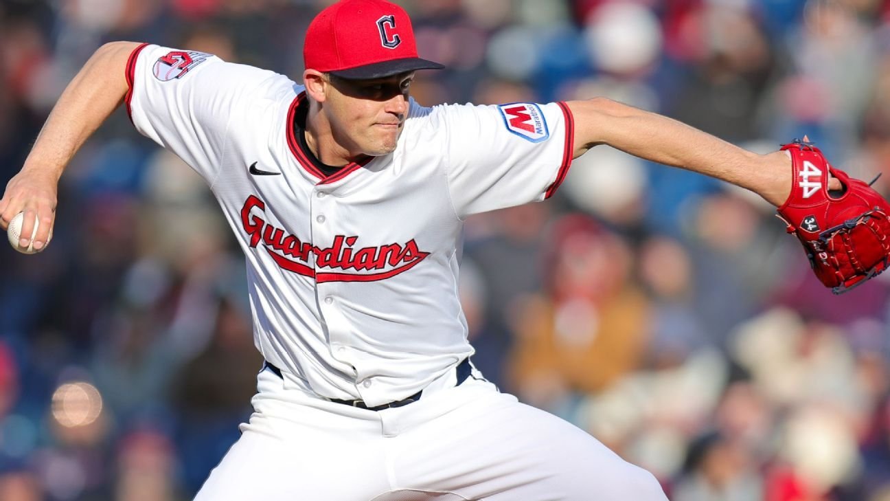 Diamondbacks, RHP Paul Sewald agree on a 1-year deal Diamondbacks, RHP Paul Sewald agree on a 1-year deal