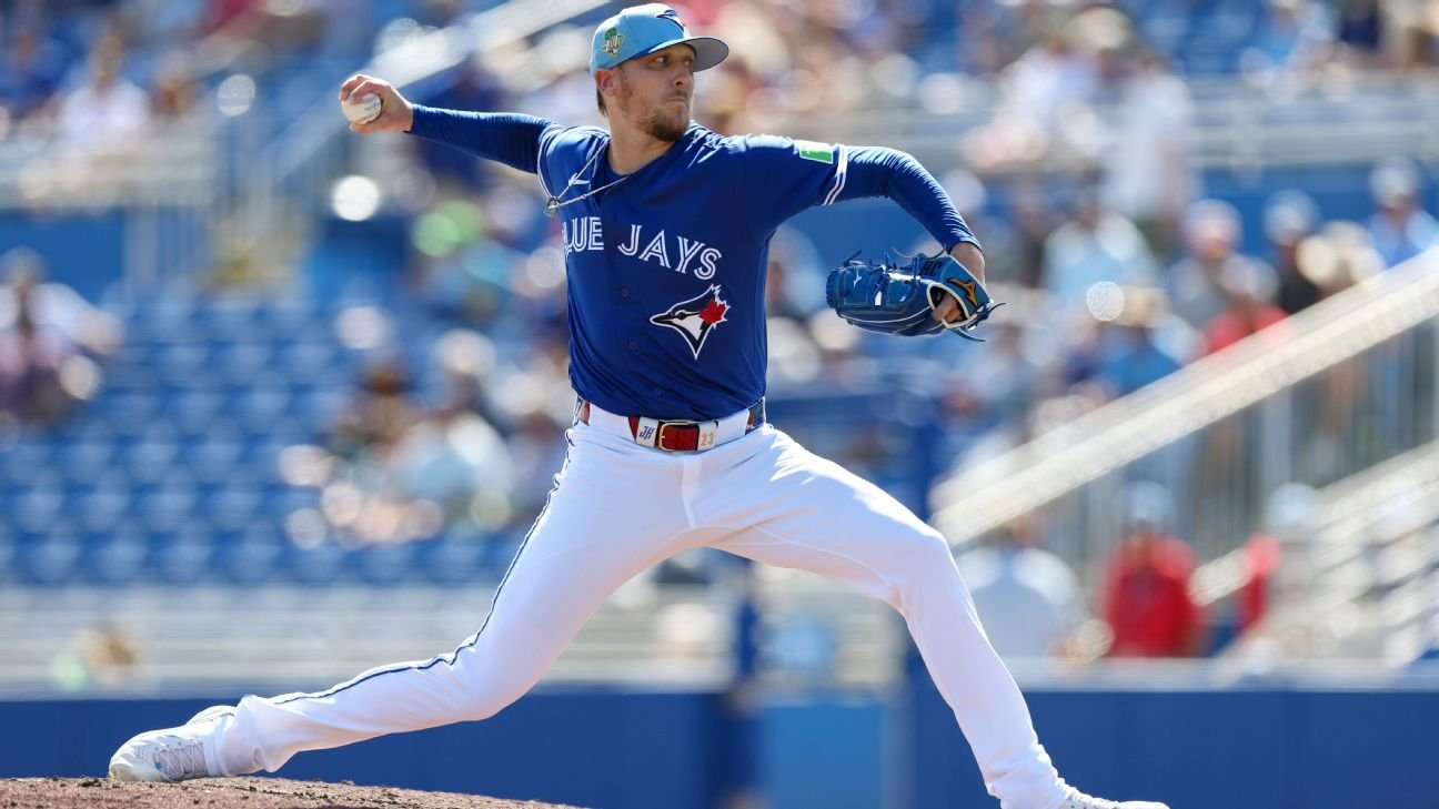 U.S. replaces Clayton Kershaw with Jeff Hoffman for WBC semis U.S. replaces Clayton Kershaw with Jeff Hoffman for WBC semis