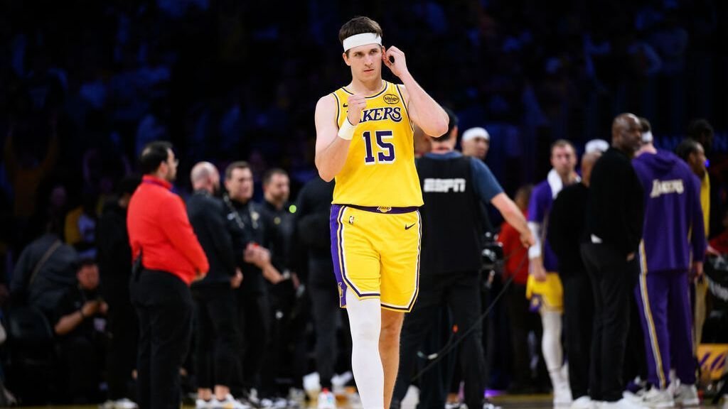 Austin Reaves stripped clean late in Lakers win, report says Austin Reaves stripped clean late in Lakers win, report says