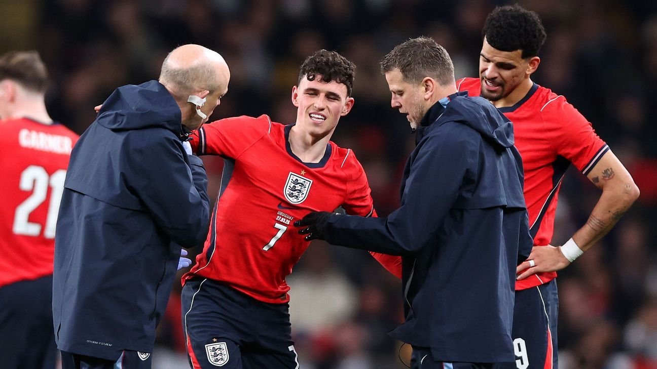 Time is running out for Foden to make England’s World Cup squad Time is running out for Foden to make England’s World Cup squad
