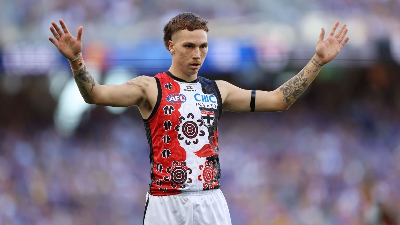 Saints’ Collard cops lengthy ban for anti-gay slur Saints’ Collard cops lengthy ban for anti-gay slur