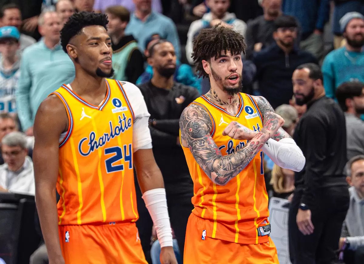 Hornets survive Heat in play-in 127-126 behind Ball, Bridges Hornets survive Heat in play-in 127-126 behind Ball, Bridges