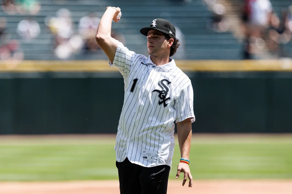 White Sox first overall pick Roch Cholowsky reportedly agrees to record .35 million bonus White Sox first overall pick Roch Cholowsky reportedly agrees to record .35 million bonus