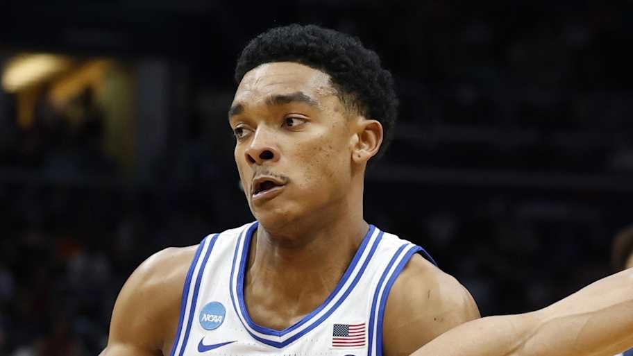 Boozer vs. Foster: Battle for Duke’s Starting PG Spot Boozer vs. Foster: Battle for Duke’s Starting PG Spot