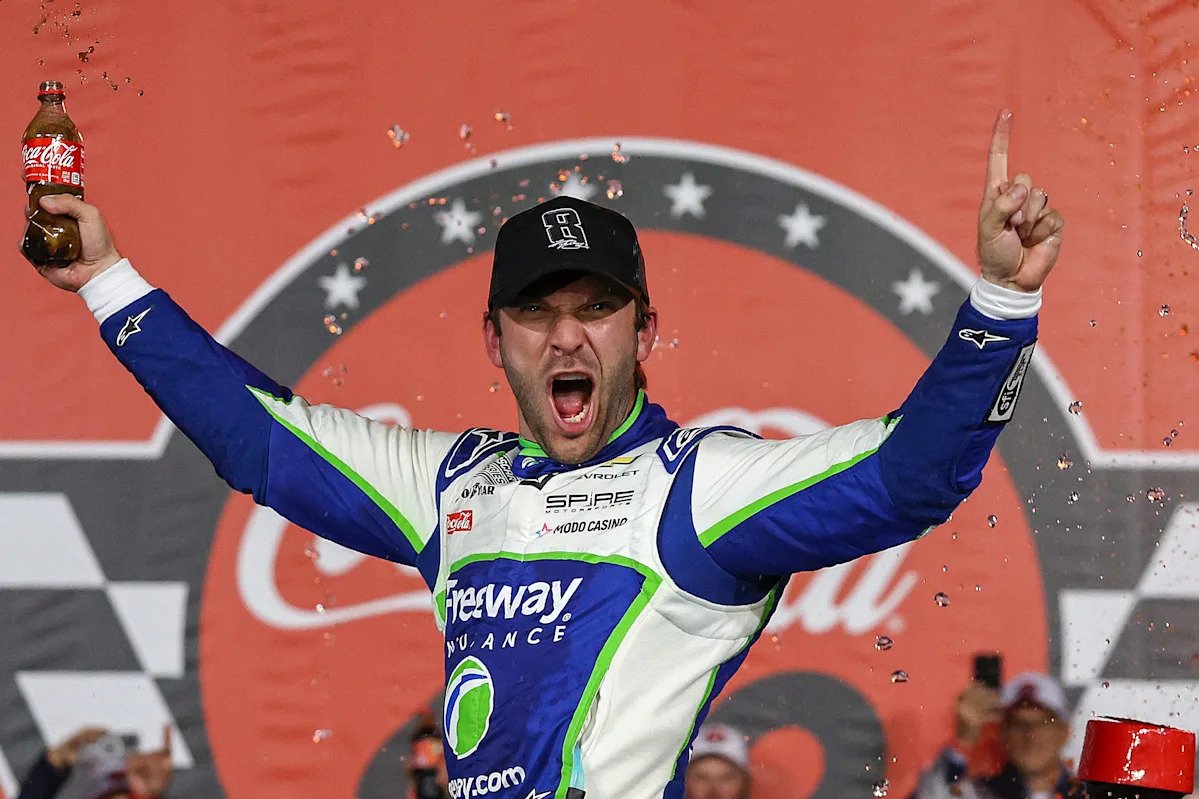 Daniel Suarez wins emotional Coca-Cola 600 after death of Kyle Busch Daniel Suarez wins emotional Coca-Cola 600 after death of Kyle Busch