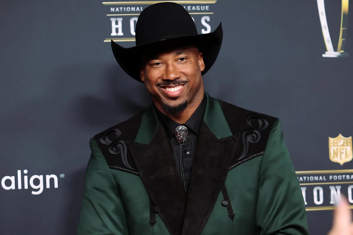 What Myles Garrett going to the Rams means for the Cardinals What Myles Garrett going to the Rams means for the Cardinals