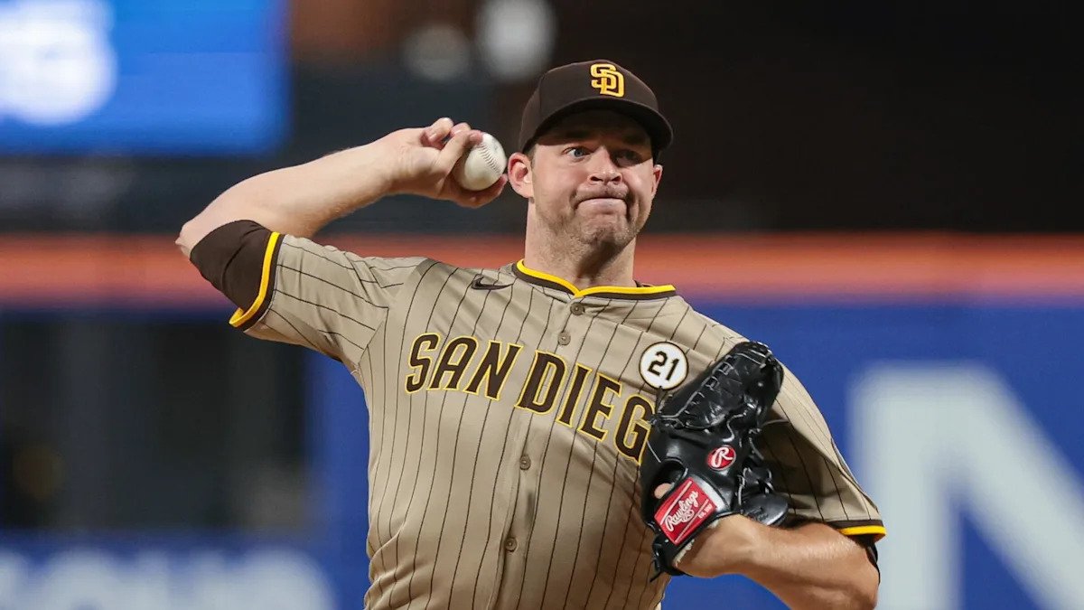 MLB Hot Stove Report: Michael King returns to Padres; Braves reunite with Ha-Seong Kim, add Robert Suarez MLB Hot Stove Report: Michael King returns to Padres; Braves reunite with Ha-Seong Kim, add Robert Suarez