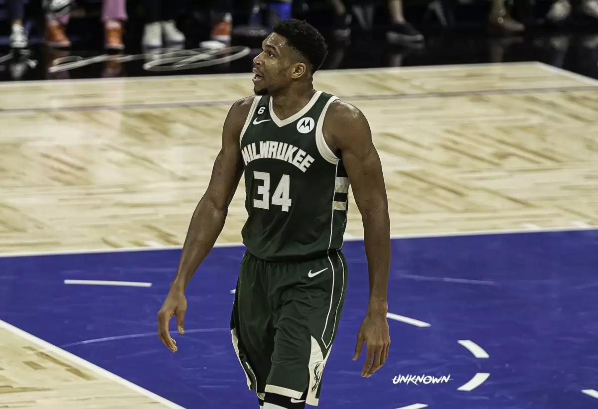 Suitor wary of Giannis Antetokounmpo’ 5M contract Suitor wary of Giannis Antetokounmpo’ 5M contract