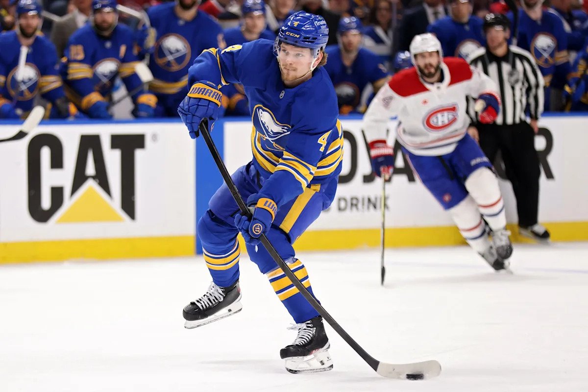 Bowen Byram trade grades: Blackhawks take big gamble moving top-5 pick Bowen Byram trade grades: Blackhawks take big gamble moving top-5 pick