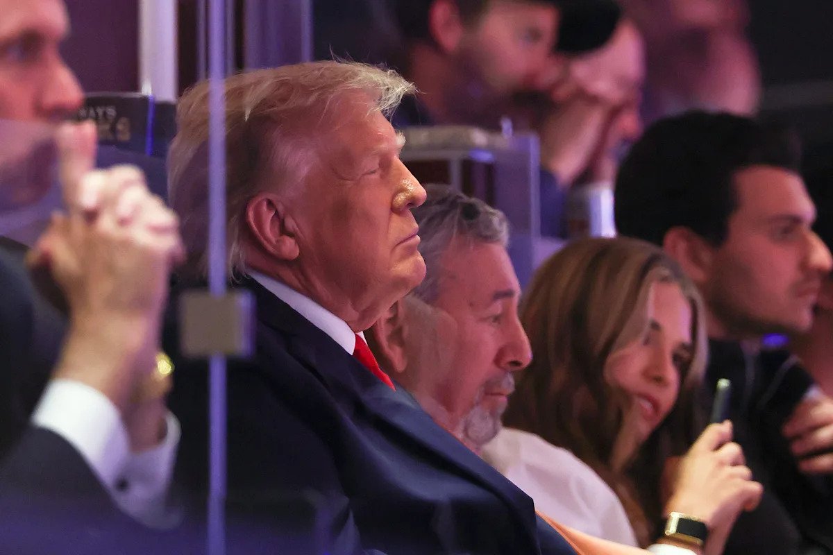 Knicks owner James Dolan says President Trump actually didn’t fall asleep during Game 3 of NBA Finals Knicks owner James Dolan says President Trump actually didn’t fall asleep during Game 3 of NBA Finals