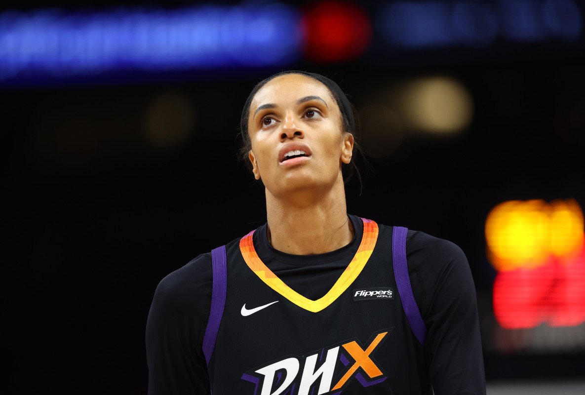 Former Indiana Fever Star DeWanna Bonner Reacts to Distressing WNBA News Former Indiana Fever Star DeWanna Bonner Reacts to Distressing WNBA News