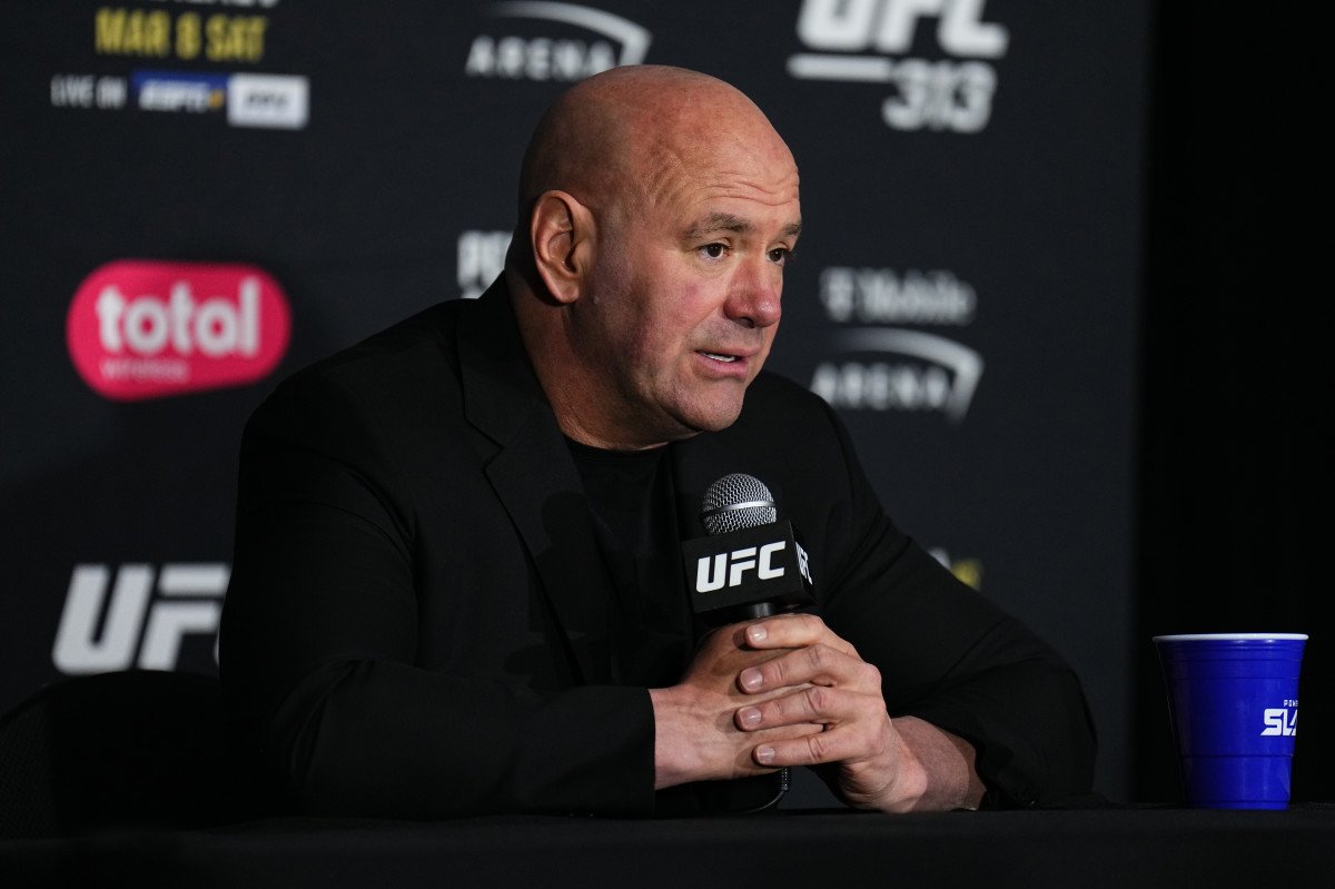 UFC 316 Nearly Derailed by Chaos as Crowd Barrier Collapses During Merab Dvalishvili's Walkout (Video) UFC 316 Nearly Derailed by Chaos as Crowd Barrier Collapses During Merab Dvalishvili's Walkout (Video)