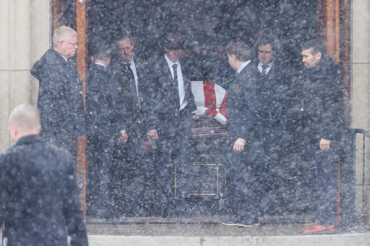 Notre Dame football coach Lou Holtz remembered as ‘a man of love’ at funeral Notre Dame football coach Lou Holtz remembered as ‘a man of love’ at funeral