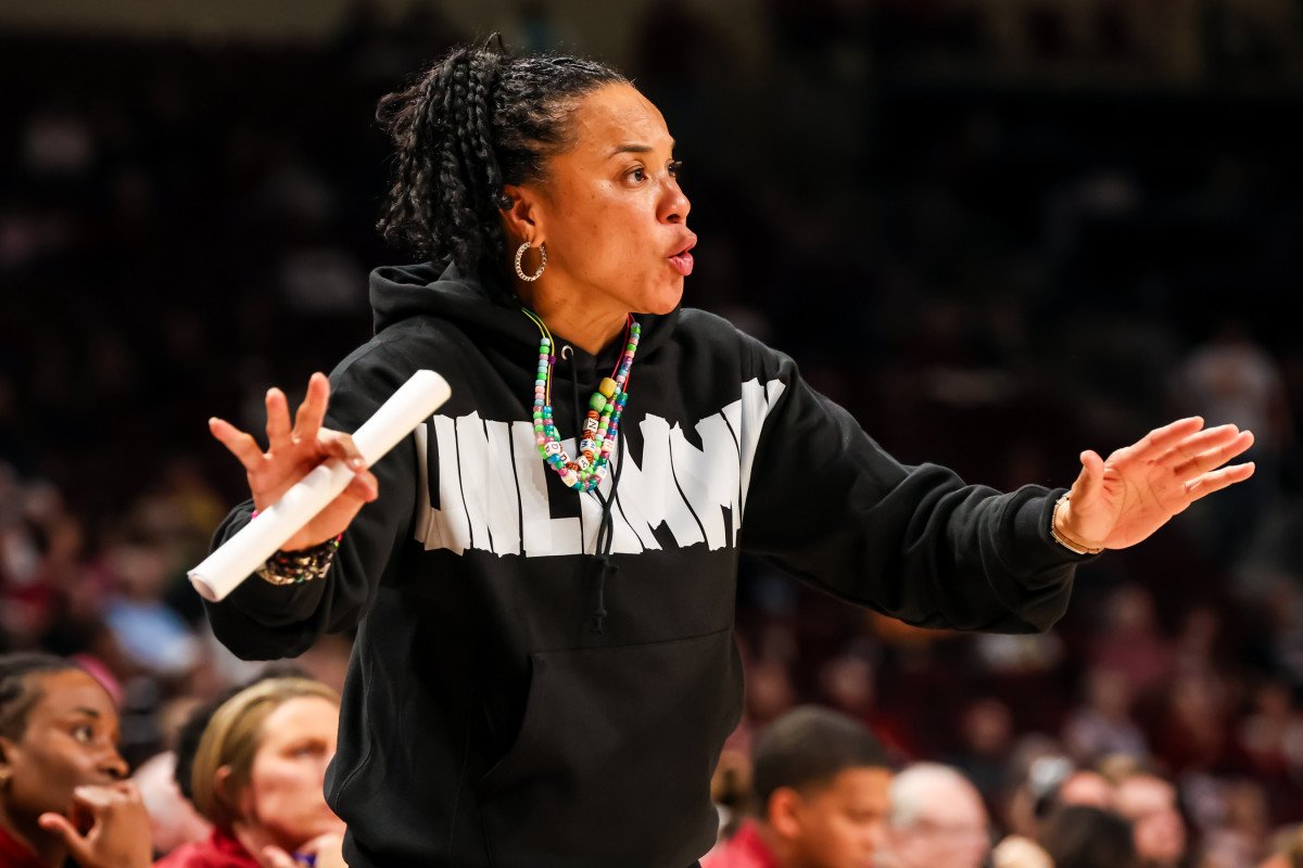 Dawn Staley Receives Major Update From South Carolina Leadership Dawn Staley Receives Major Update From South Carolina Leadership