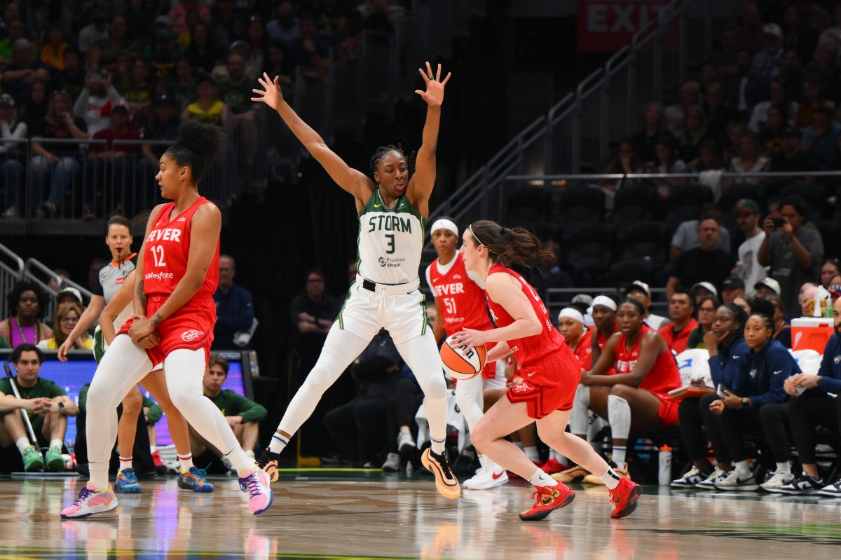 WNBPA President Addressed Sticking Points In 50-Hour CBA Negotiations WNBPA President Addressed Sticking Points In 50-Hour CBA Negotiations