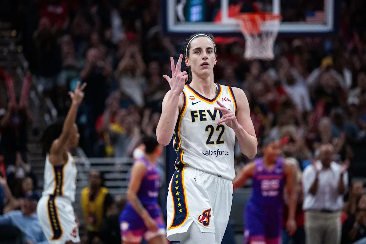 Slo-Mo video of Caitlin Clark’s step-back 3-pointer over A’ja Wilson is a must-see Slo-Mo video of Caitlin Clark’s step-back 3-pointer over A’ja Wilson is a must-see