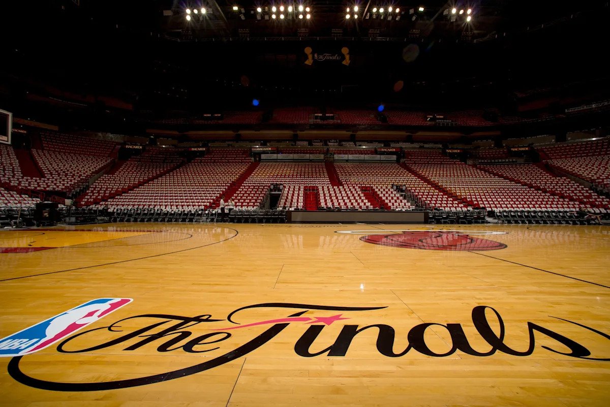 Pacers vs. Thunder: On-court NBA Finals logo needs to return to give the event the special feel it deserves Pacers vs. Thunder: On-court NBA Finals logo needs to return to give the event the special feel it deserves