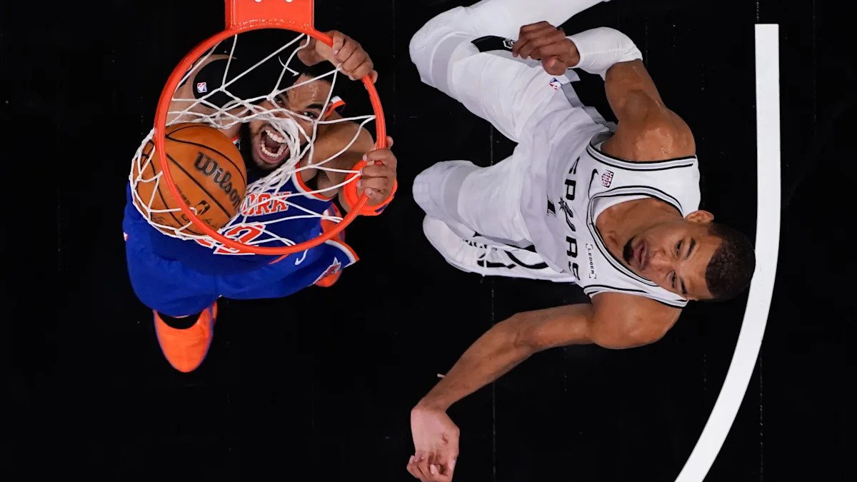 With NBA Finals shifting to New York, can Spurs slow Knicks’ roll to the title? With NBA Finals shifting to New York, can Spurs slow Knicks’ roll to the title?