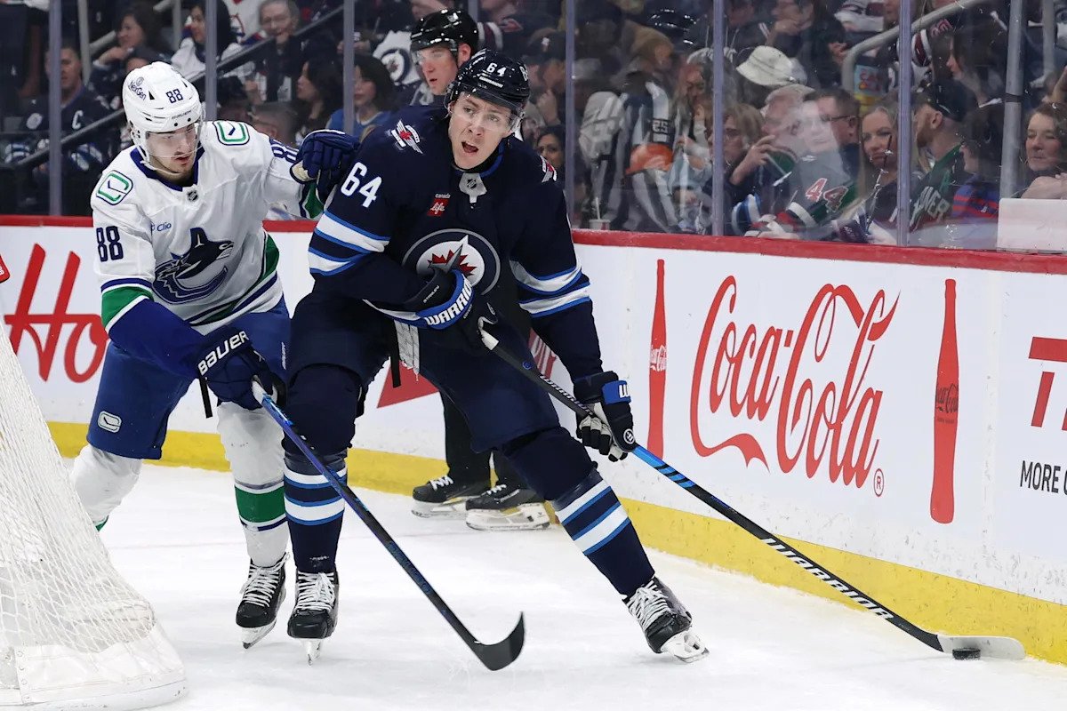 Report: Logan Stanley Have Not Discussed Contract Extension With Jets Report: Logan Stanley Have Not Discussed Contract Extension With Jets