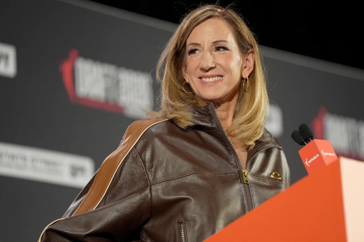 WNBA’s media rights deal reportedly grows to more than billion WNBA’s media rights deal reportedly grows to more than billion