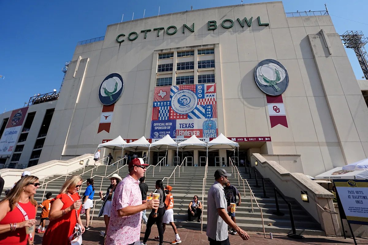 Could OU softball play Texas at Cotton Bowl? Why Sooners coach Patty Gasso loves the idea Could OU softball play Texas at Cotton Bowl? Why Sooners coach Patty Gasso loves the idea