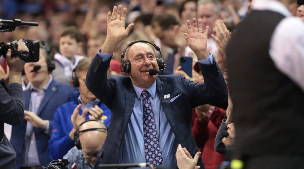 Dick Vitale Names College Basketball Program Who ‘Dominated’ Transfer Portal Dick Vitale Names College Basketball Program Who ‘Dominated’ Transfer Portal