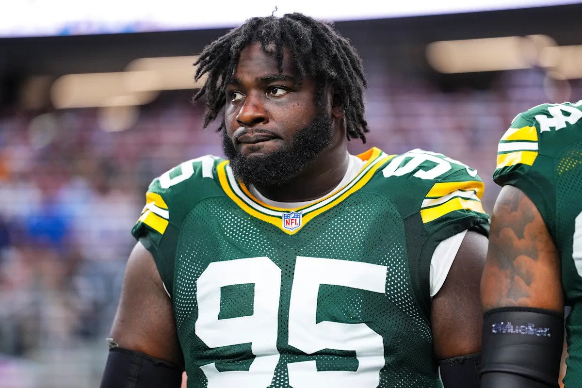 Packers reportedly signing DT Devonte Wyatt to 3-year, million extension Packers reportedly signing DT Devonte Wyatt to 3-year, million extension