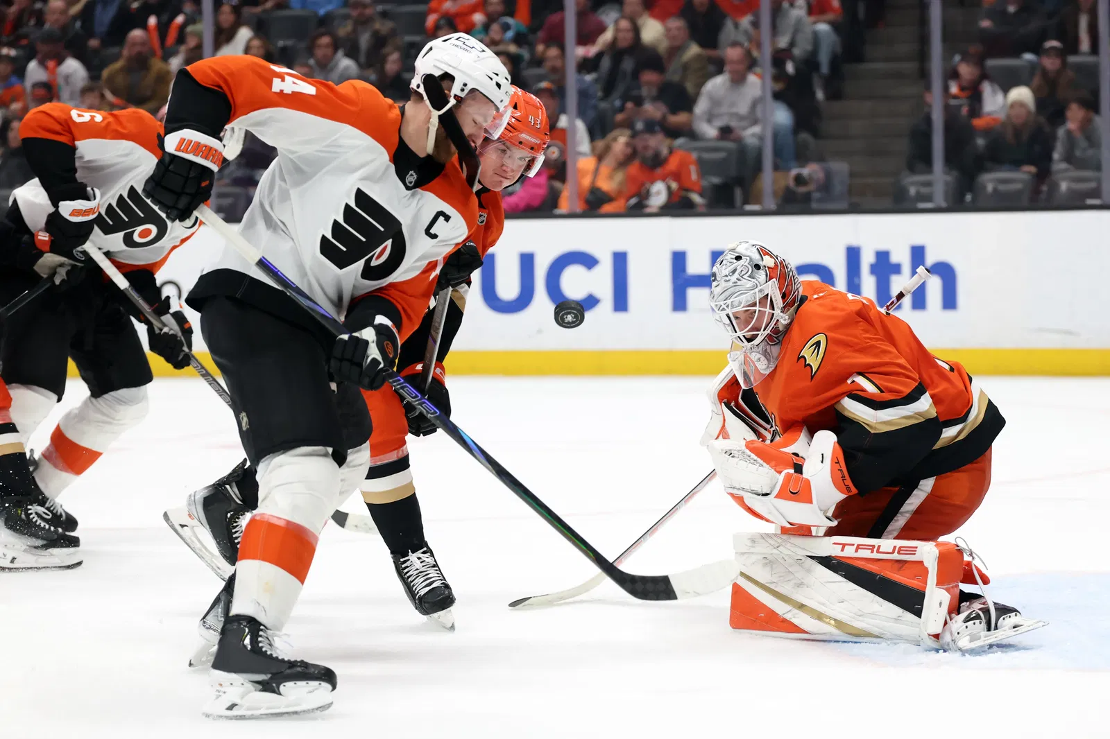 Flyers Wrap: Prospect Talk, How to Develop Goalies Flyers Wrap: Prospect Talk, How to Develop Goalies