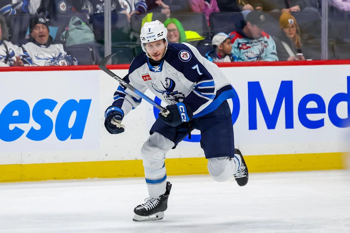 Walker Duehr Staying in Winnipeg After Jets Lock Up Depth Forward to Two-Year, Two-Way Deal Walker Duehr Staying in Winnipeg After Jets Lock Up Depth Forward to Two-Year, Two-Way Deal