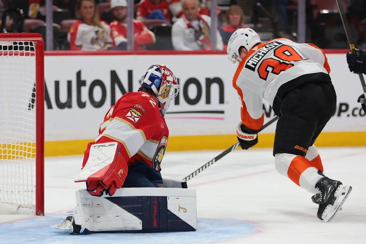 NHL Free Agency: Former Flyers Goalie Will Be Best Available Option NHL Free Agency: Former Flyers Goalie Will Be Best Available Option