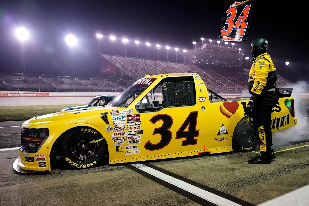 NASCAR Truck Series Indianapolis lineup, TV schedule for Friday’s race NASCAR Truck Series Indianapolis lineup, TV schedule for Friday’s race
