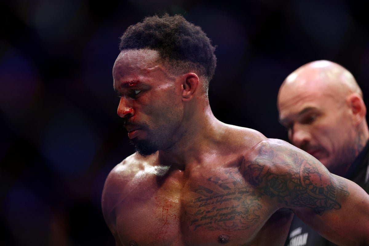 Lerone Murphy’s title hopes take huge hit after controversial defeat at UFC London Lerone Murphy’s title hopes take huge hit after controversial defeat at UFC London