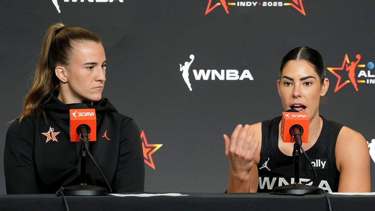 Did Sparks’ Kelsey Plum take shot at Caitlin Clark over shirt plan? Did Sparks’ Kelsey Plum take shot at Caitlin Clark over shirt plan?