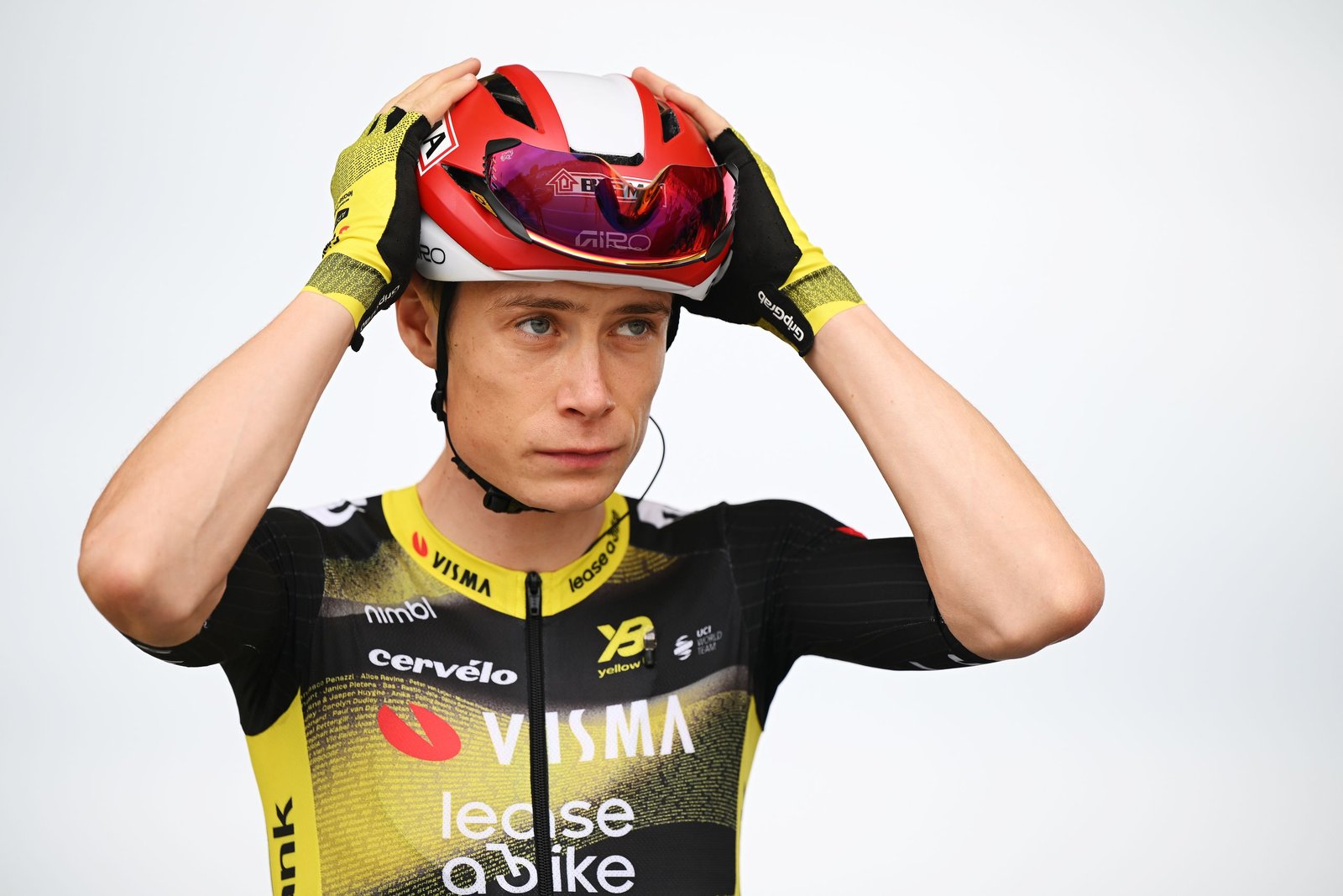 Visma-Lease a Bike reveal team to support Jonas Vingegaard at 2026 Tour de France Visma-Lease a Bike reveal team to support Jonas Vingegaard at 2026 Tour de France